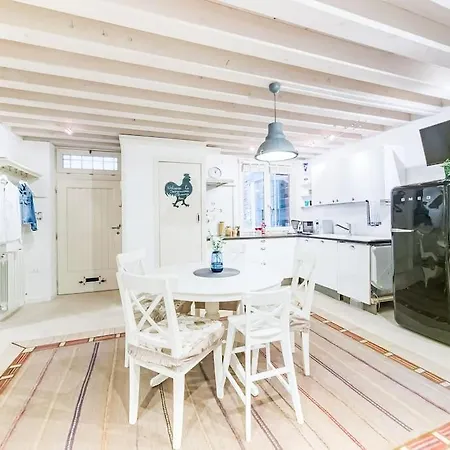 Serenissima Charming - In The Heart Of